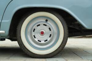 Image 26/50 of SIMCA Aronde P 60 Monthléry Spéciale (1960)