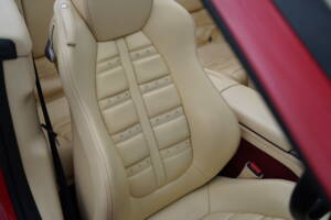 Image 17/50 of Ferrari California (2010)