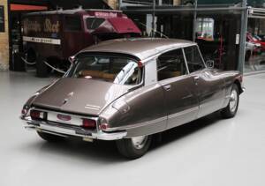 Bild 6/32 von Citroën DS 23 Pallas IE (1973)
