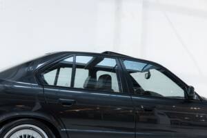 Bild 28/34 von BMW M5 (1993)