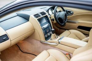Afbeelding 34/50 van Aston Martin V12 Vanquish S (2007)