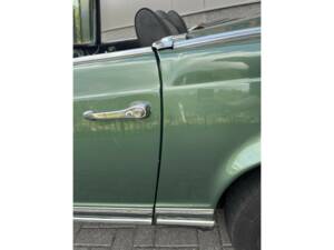 Image 23/50 of Mercedes-Benz 280 SL (1968)