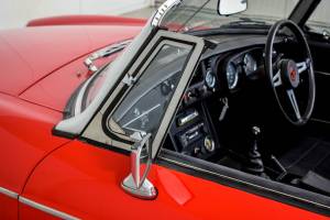 Image 27/50 de MG MGB (1973)