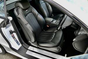 Image 40/50 of Mercedes-Benz SL 55 AMG (2006)