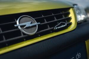 Bild 4/15 von Opel Vectra 2,5 i500 (1998)