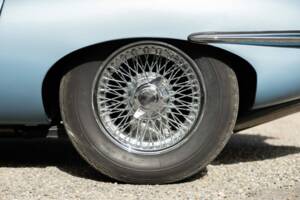 Image 10/50 de Jaguar Type E 3.8 (1964)