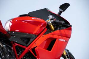 Immagine 16/50 di Ducati DUMMY (2011)