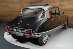 Bild 13/19 von Citroën DS 20 A (1973)