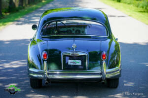 Image 48/53 of Jaguar XK 150 FHC (1958)