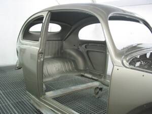 Image 12/15 of Volkswagen Maggiolino 1200 Export "Oval" (1956)
