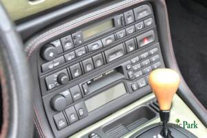 Image 47/50 of Jaguar XKR &quot;Silverstone&quot; (2000)