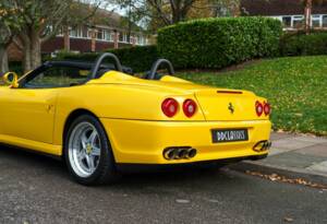Immagine 13/30 di Ferrari 550 Barchetta (2001)