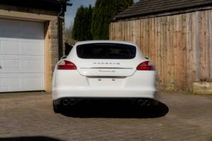 Bild 30/50 von Porsche Panamera 4S (2010)
