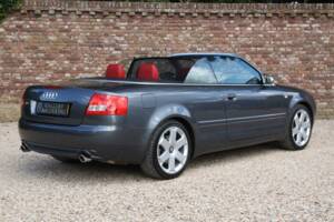 Image 47/50 de Audi S4 (2004)