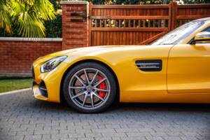 Bild 25/35 von Mercedes-AMG GT-S (1900)