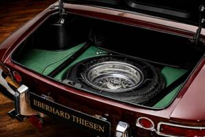 Image 10/11 of Ferrari 330 GTC (1967)