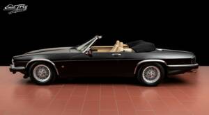 Image 2/7 of Jaguar XJ-S Convertible (1991)