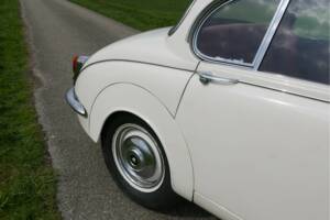 Obraz 28/50 pojazdu Jaguar 240 (1968)