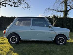 Image 8/8 de Mini 1000 (1984)