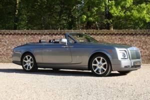 Image 49/50 of Rolls-Royce Phantom DHC (2009)