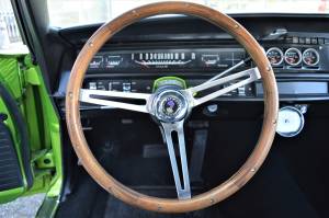 Image 32/43 of Plymouth Road Runner Hardtop Coupe (1968)