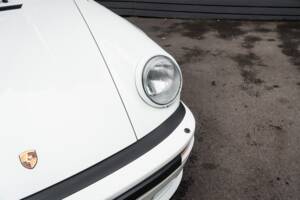 Image 49/50 of Porsche 911 Turbo LE (1989)