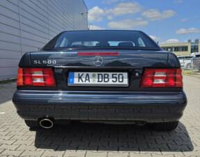 Image 56/100 of Mercedes-Benz SL 500 (1999)