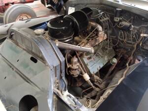 Image 40/50 of Cadillac 61 Sedan (1941)