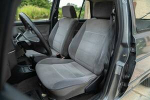 Bild 21/45 von Volkswagen Golf II 1.3 (1990)