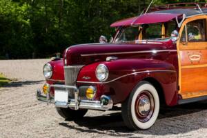 Bild 2/6 von Ford V8 Woody (1941)