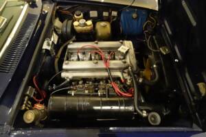 Image 4/7 de Alfa Romeo 2000 GTV (1974)