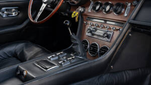 Image 45/69 de Ferrari 365 GT 2+2 (1969)