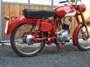 Image 30/50 of Benelli Leoncino 2T (1959)