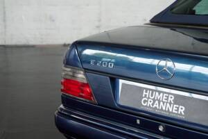 Bild 35/50 von Mercedes-Benz E 200 (1996)