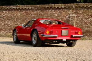 Image 23/50 of Ferrari Dino 246 GTS (1974)