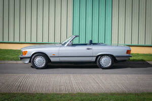 Image 3/28 de Mercedes-Benz 300 SL (1987)