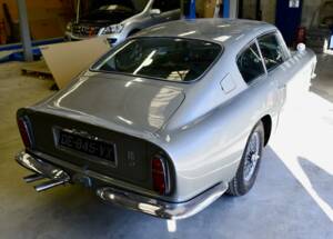 Bild 8/50 von Aston Martin DB 6 Vantage (1966)