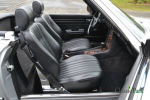 Imagen 42/50 de Mercedes-Benz 300 SL (1986)