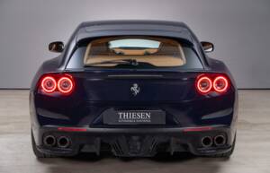 Bild 26/38 von Ferrari GTC4Lusso (2017)