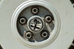 Obraz 20/50 pojazdu Alfa Romeo 75 2.0 Twin Spark (1989)
