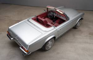 Bild 20/44 von Mercedes-Benz 280 SL (1970)