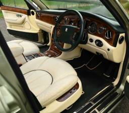 Bild 20/50 von Rolls-Royce Silver Seraph (1998)