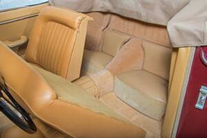 Imagen 13/20 de Jaguar XK 150 DHC (1959)