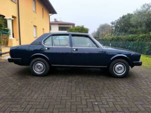 Image 11/27 of Alfa Romeo Alfetta GTV 2.0 L (1980)