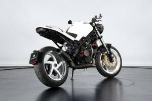 Immagine 6/50 di Ducati DUMMY (1998)