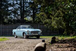 Image 19/50 of Volvo 1800 S (1964)