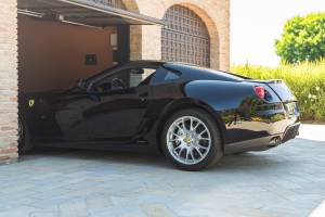 Image 16/50 of Ferrari 599 GTB Fiorano (2007)
