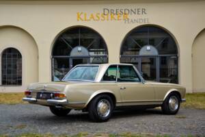 Image 20/56 de Mercedes-Benz 280 SL (1970)