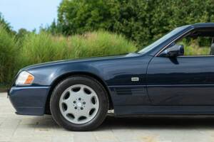 Image 21/50 de Mercedes-Benz SL 320 (1995)