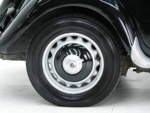 Immagine 13/15 di Citroën Traction Avant 11 BL (1947)